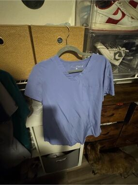 Smart Scrubs Women's V-Neck Scrub Top/Pants in Lavender Blue